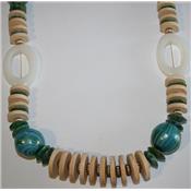 Collier Pendentif Fantaisie Turquoise en Bois